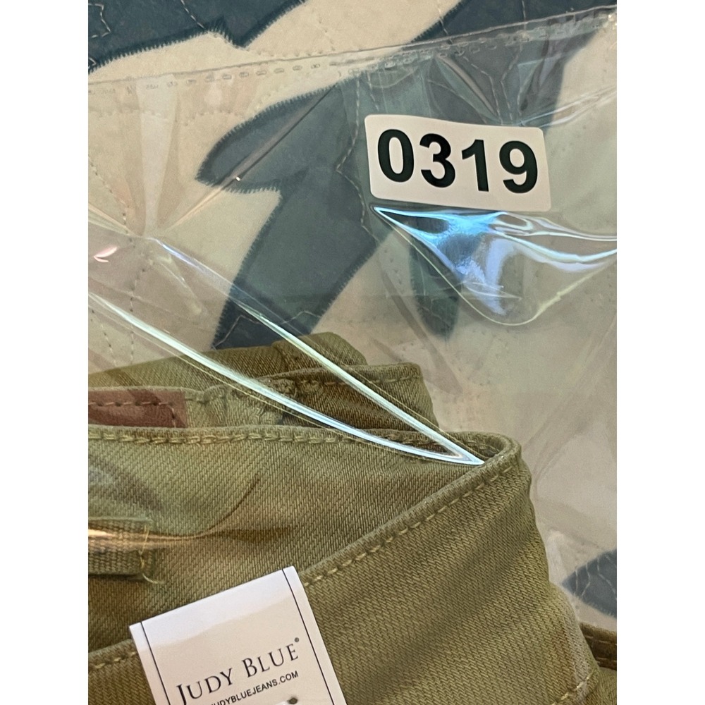 Judy Blue 16W High Waste Garment Dyed Matcha Straight Leg Cargo Pants NWT - Picture 16 of 16